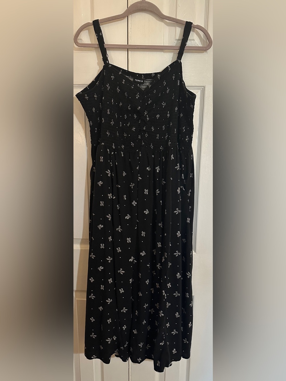 torrid 4X Black Maxi Dress with White Bow Print